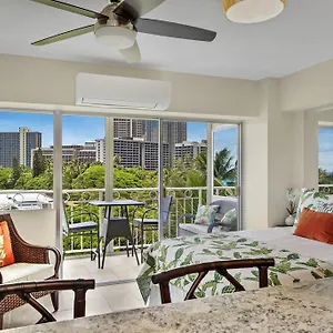 Waikiki Shore 515 Beachfront & Upgrade Apartment Honolulu