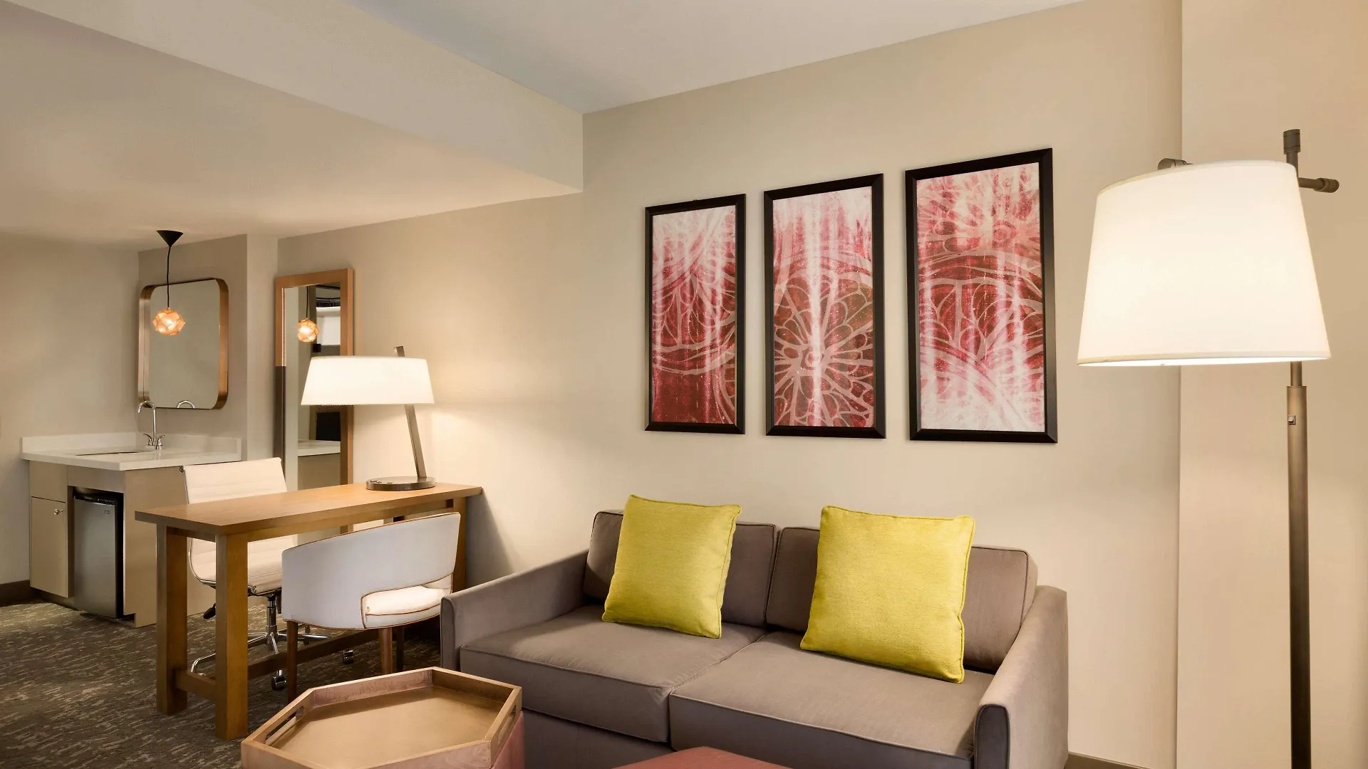 Embassy Suites By Hilton Phoenix Downtown North Hotel