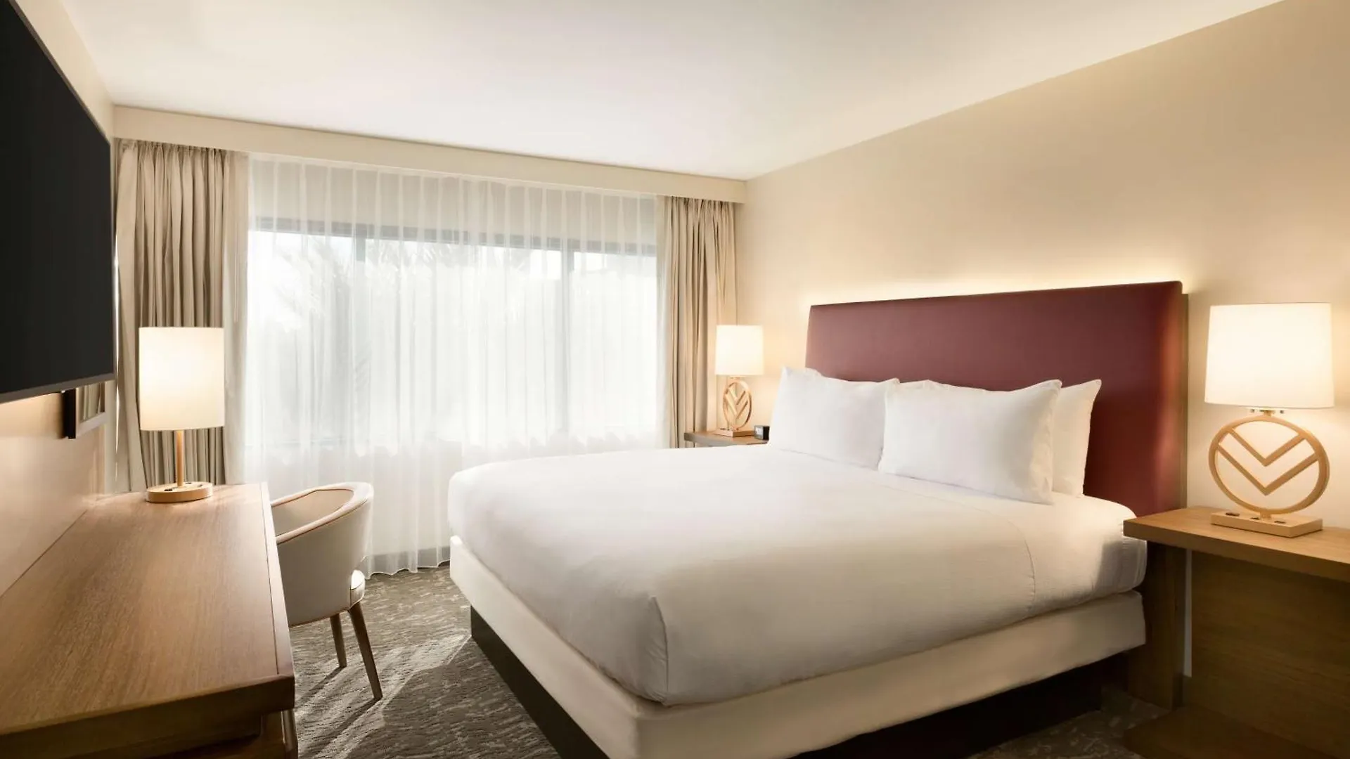 Embassy Suites By Hilton Phoenix Downtown North 3*,  United States