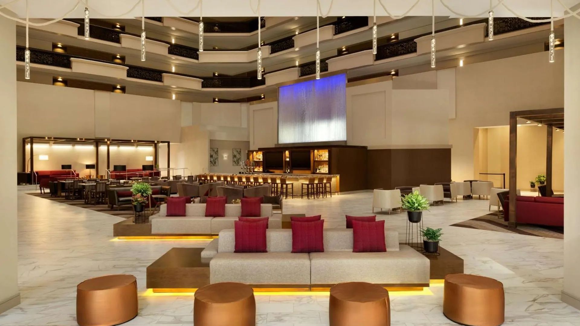 Hotel Embassy Suites By Hilton Phoenix Downtown North