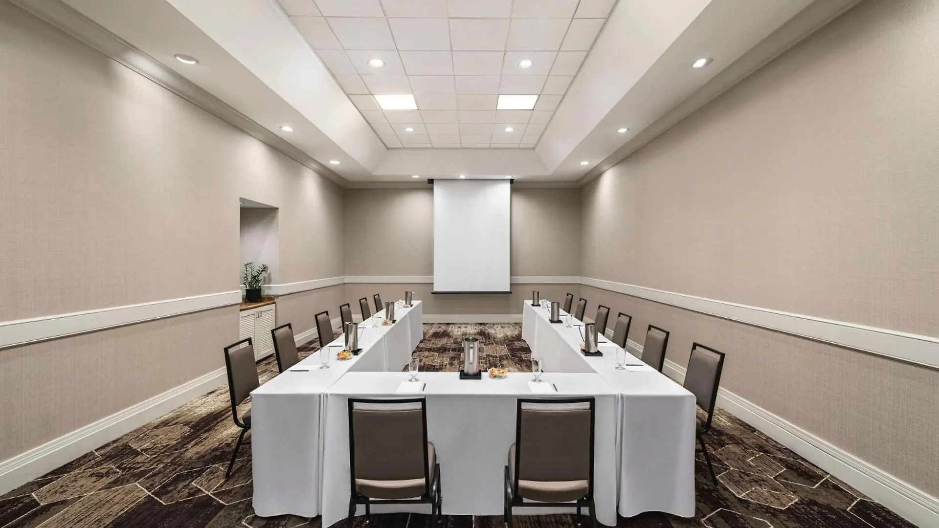 Hotel Embassy Suites By Hilton Phoenix Downtown North