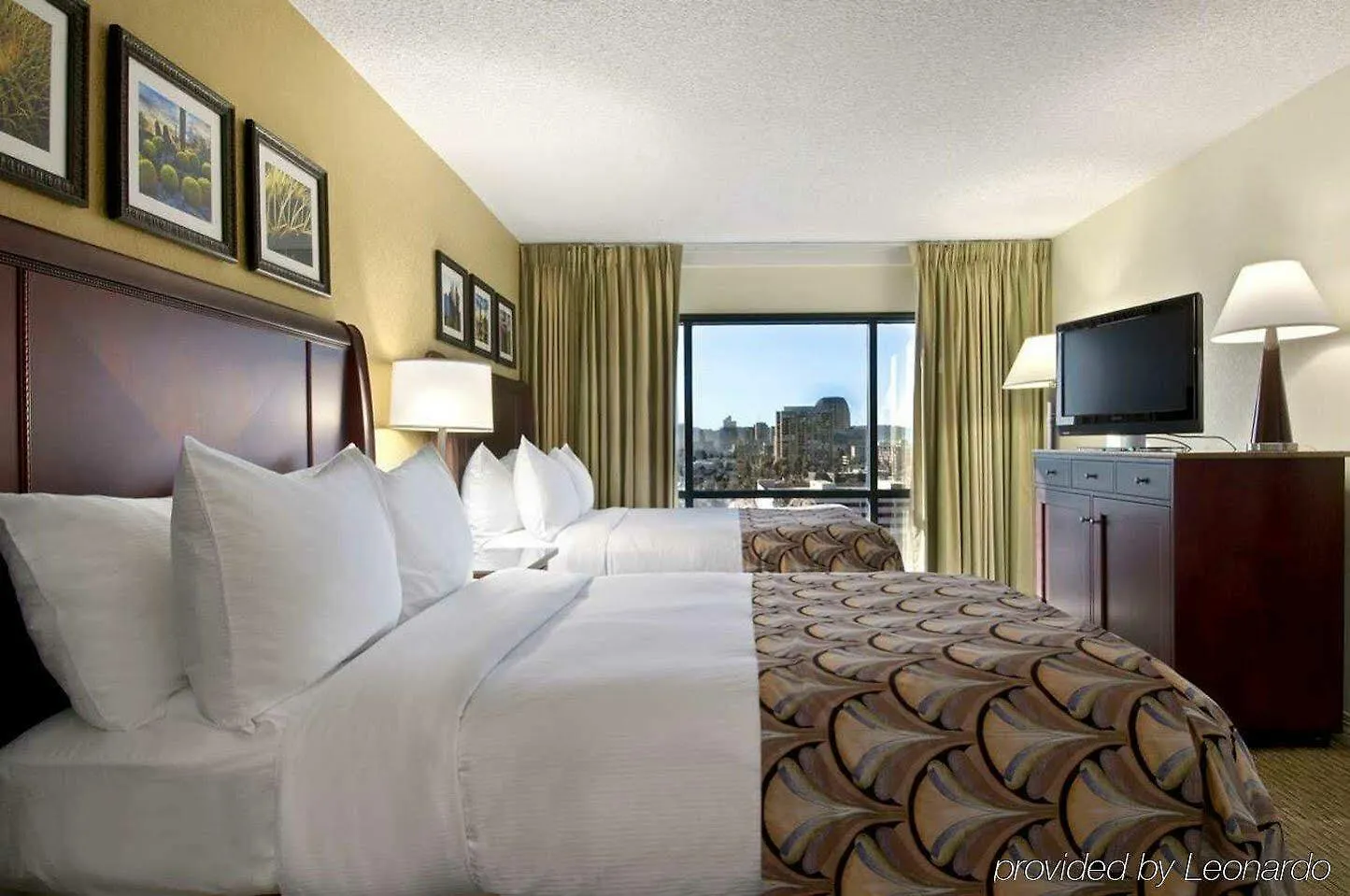 Embassy Suites By Hilton Phoenix Downtown North Hotel